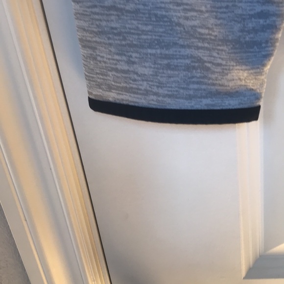 Under Armour loose Hoodie Sz XL (Sku 57) - Picture 4 of 8